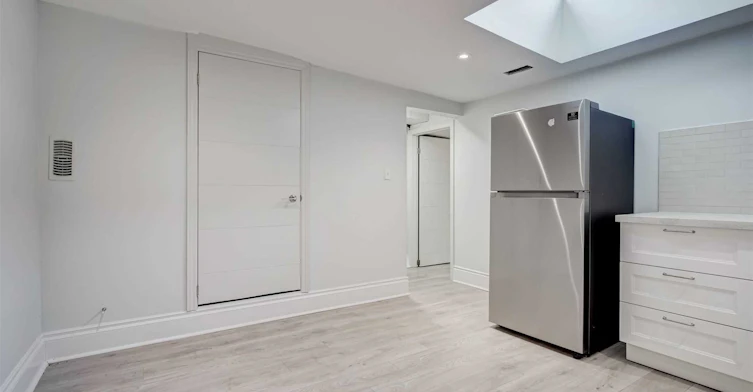 604A Queen Street W, Toronto, ON, M6J 1E3 - 3