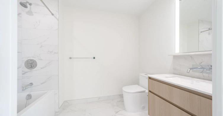 804-322 Dupont Street, Toronto, ON, M5R 0E3 - 9
