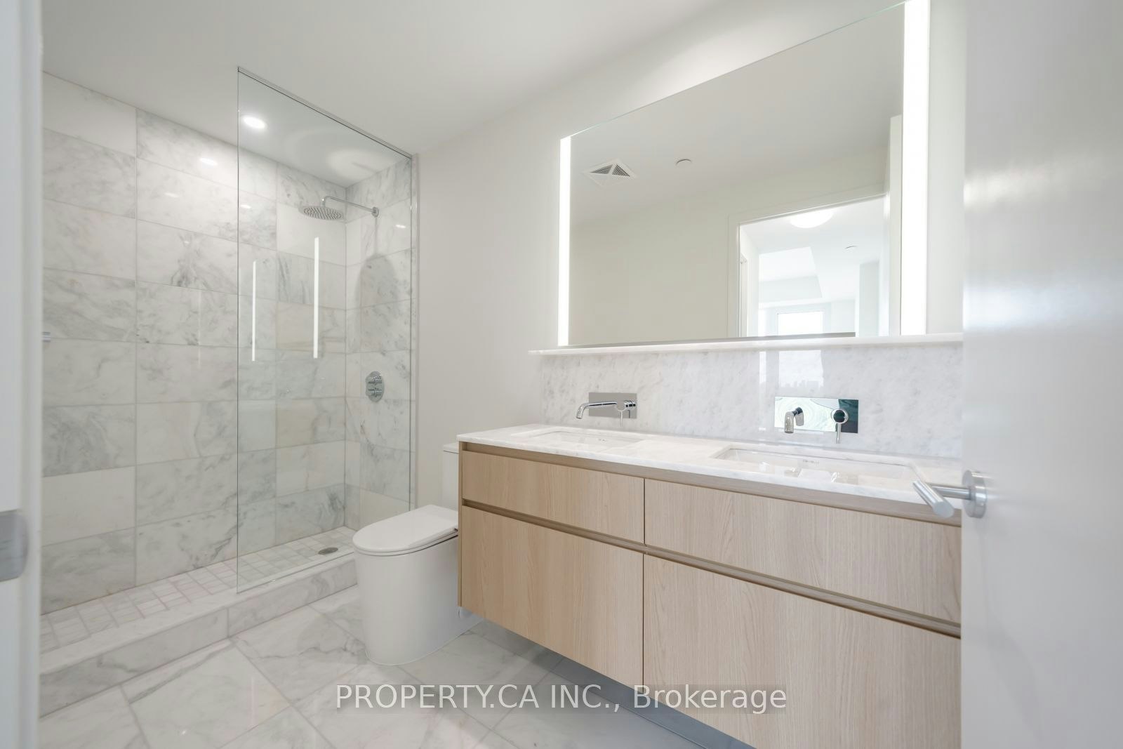 804-322 Dupont Street, Toronto, ON, M5R 0E3 - 6