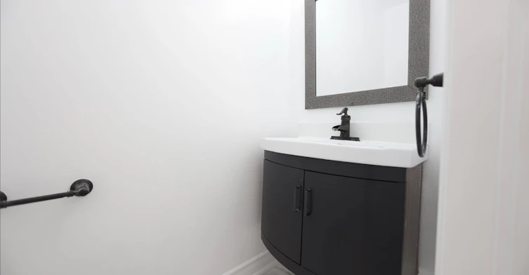 89 Yonge Boulevard, Toronto, ON, M5M 3G8 - 13