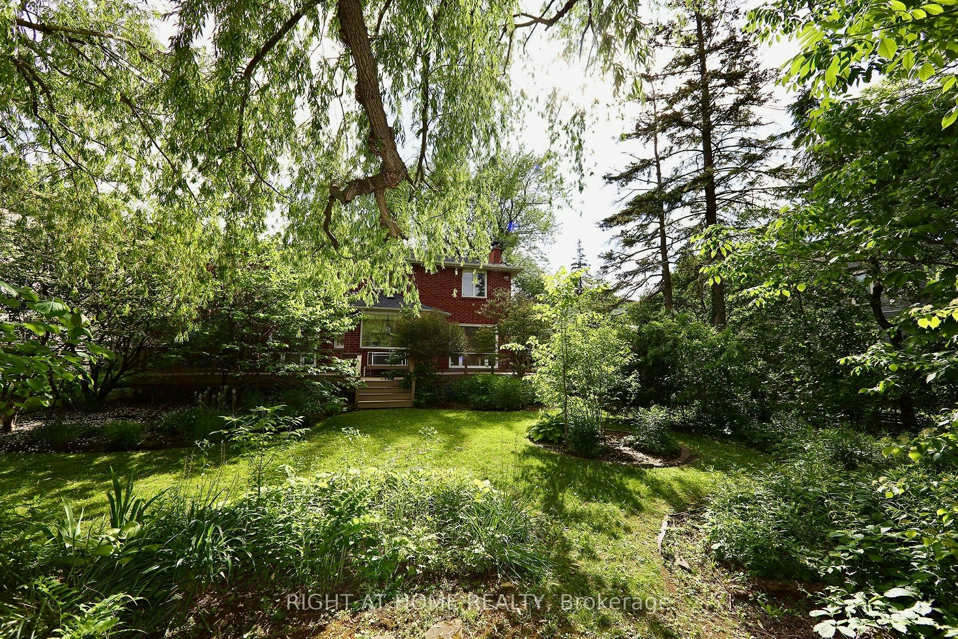 89 Yonge Boulevard, Toronto, ON, M5M 3G8 - 24