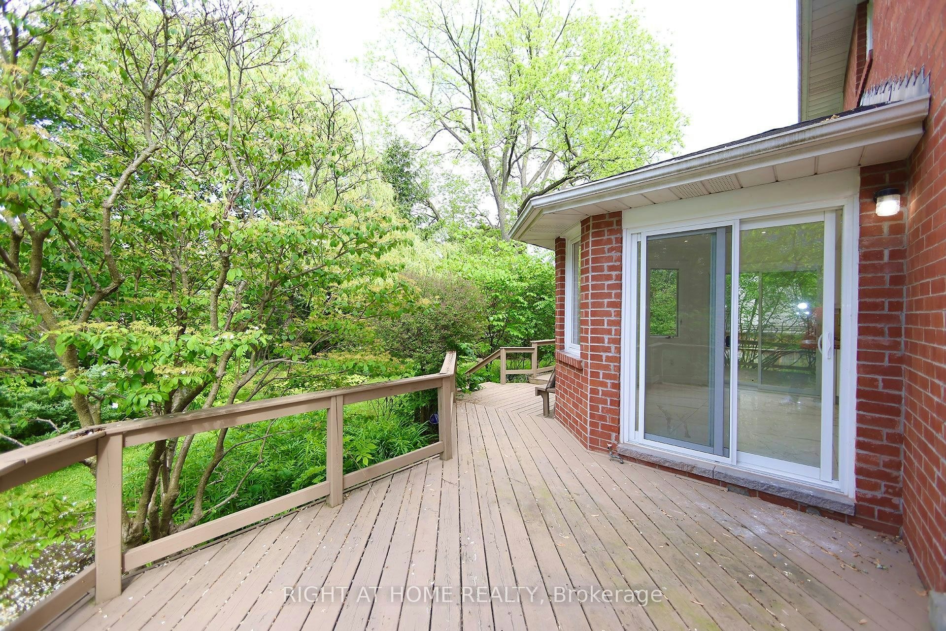 89 Yonge Boulevard, Toronto, ON, M5M 3G8 - 19
