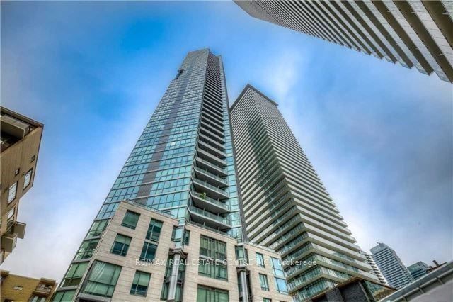 4703-45 Charles Street, Toronto, ON, M4Y 0B8