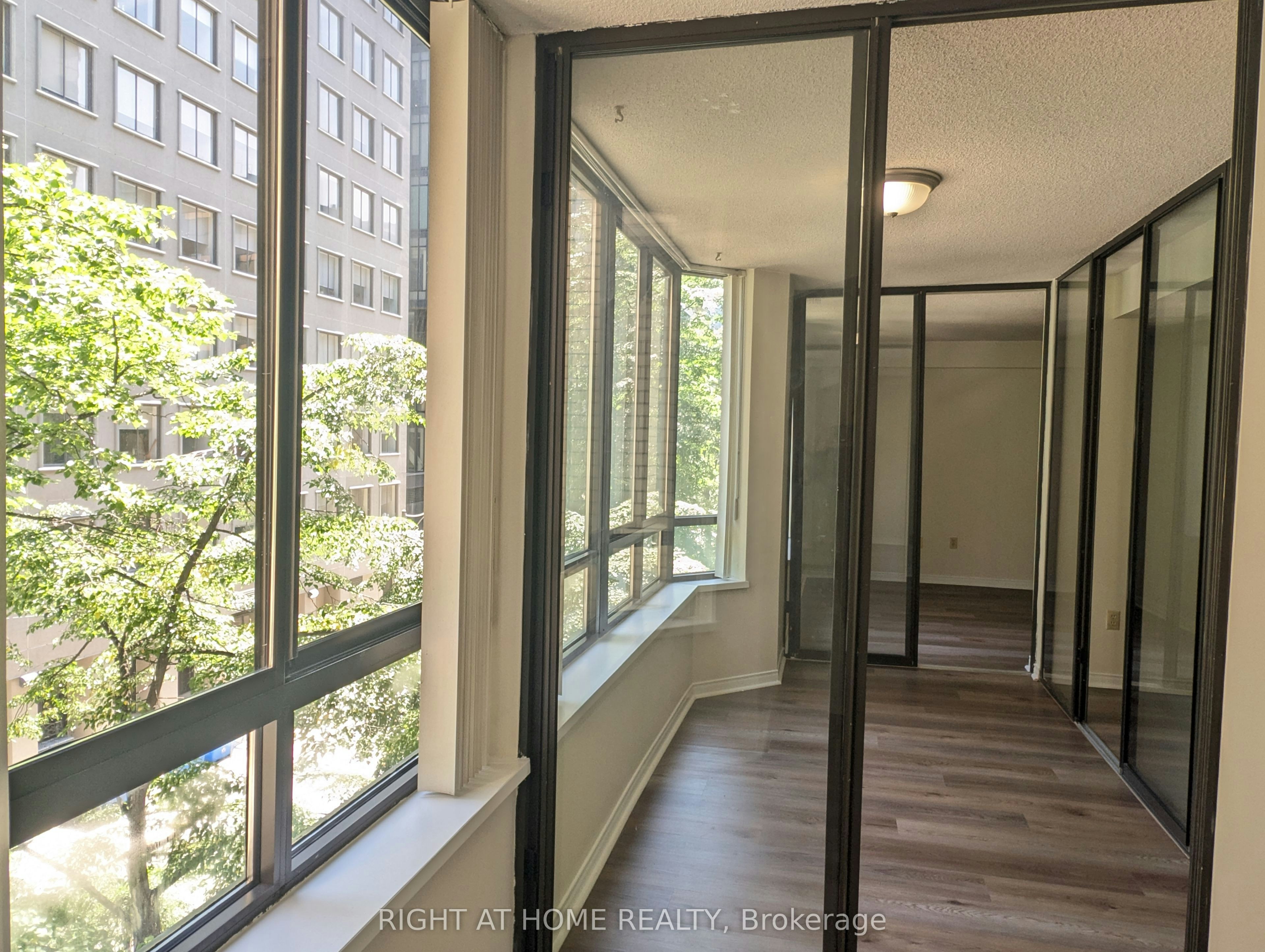 404-280 Simcoe Street, Toronto, ON, M5T 2Y5 - 15