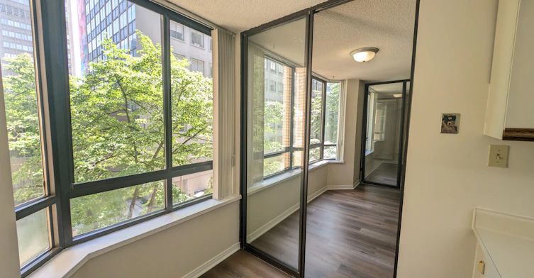 404-280 Simcoe Street, Toronto, ON, M5T 2Y5 - 11
