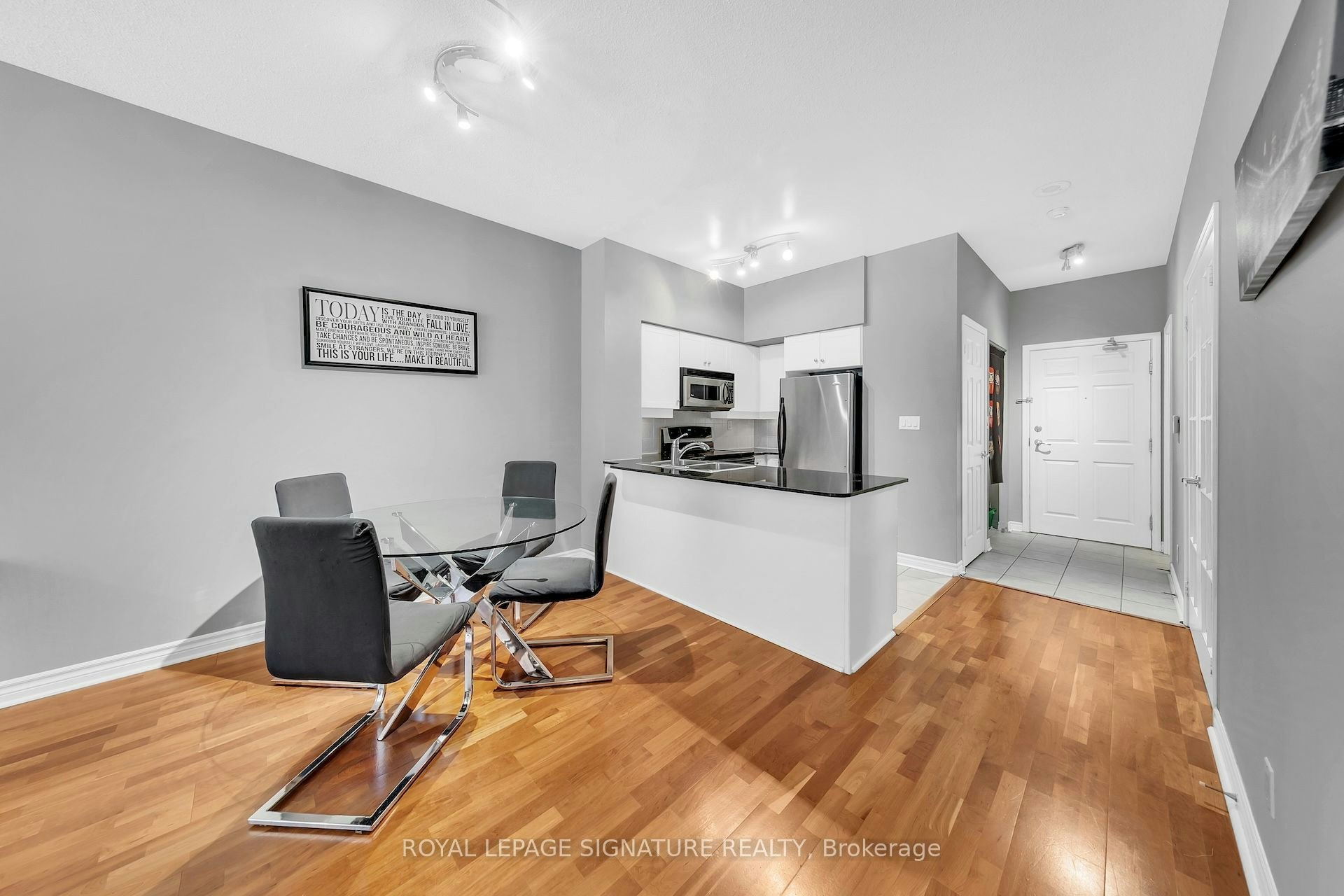 108-19 Barberry Place, Toronto, ON, M2K 3E3 - 19