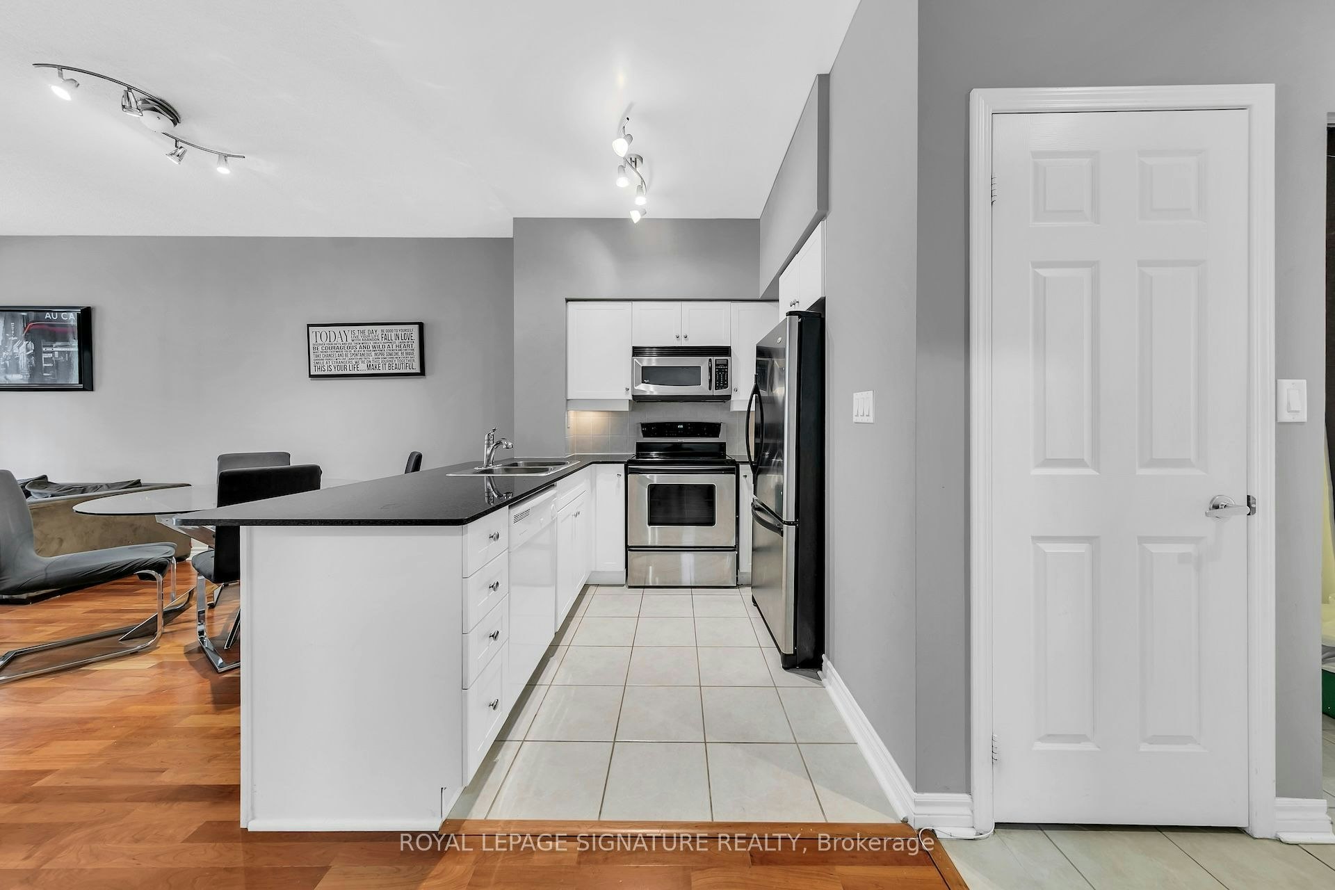 108-19 Barberry Place, Toronto, ON, M2K 3E3 - 14