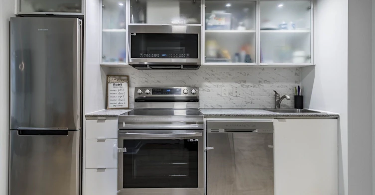 1603-25 Telegram Mews, Toronto, ON, M5V 3Z1 - 4