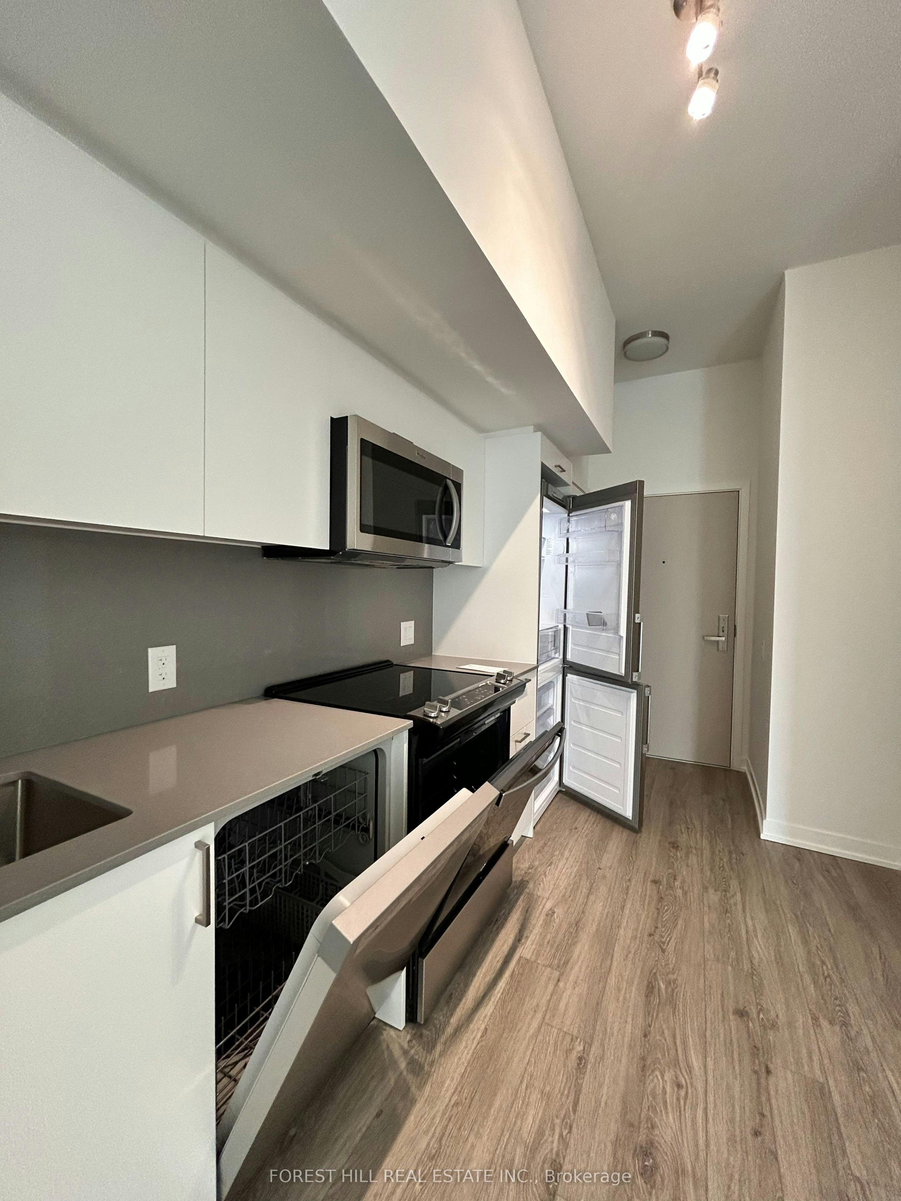 543-500 Wilson Avenue, Toronto, ON, M3H 0E5 - 10