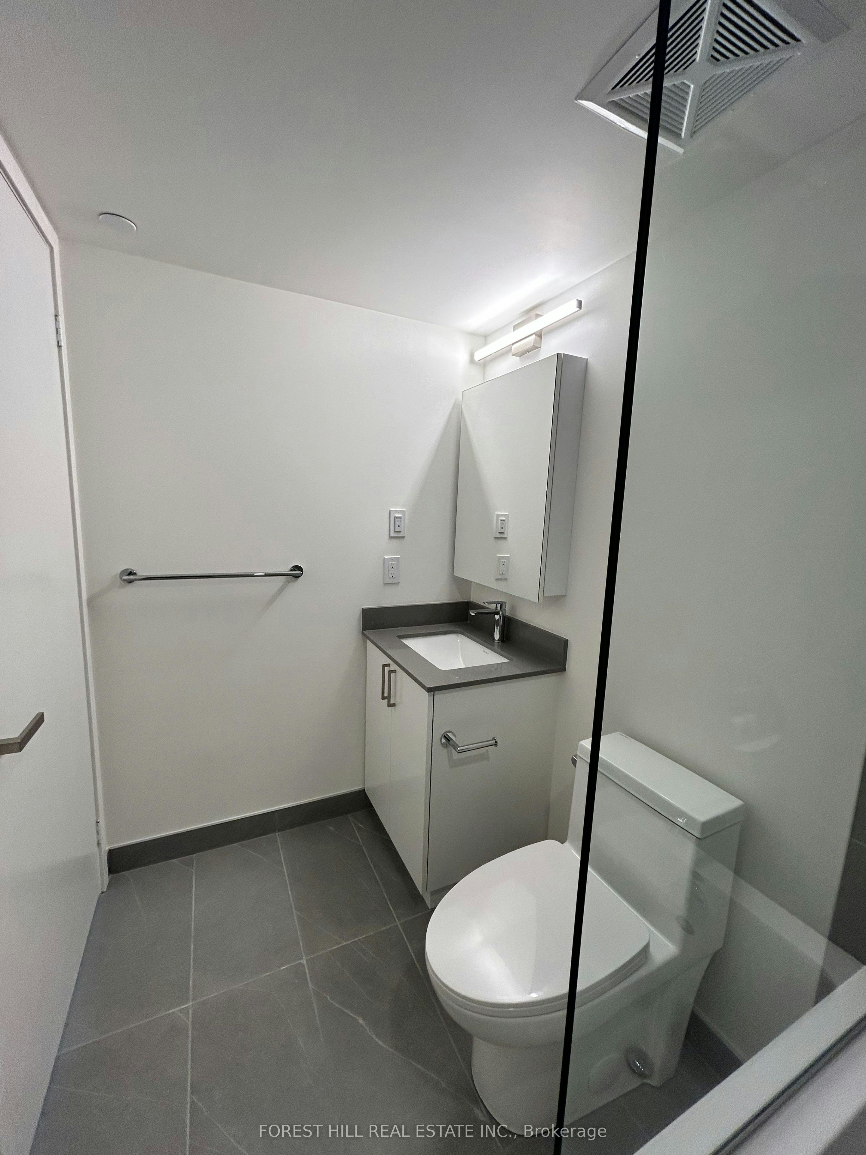 543-500 Wilson Avenue, Toronto, ON, M3H 0E5 - 18