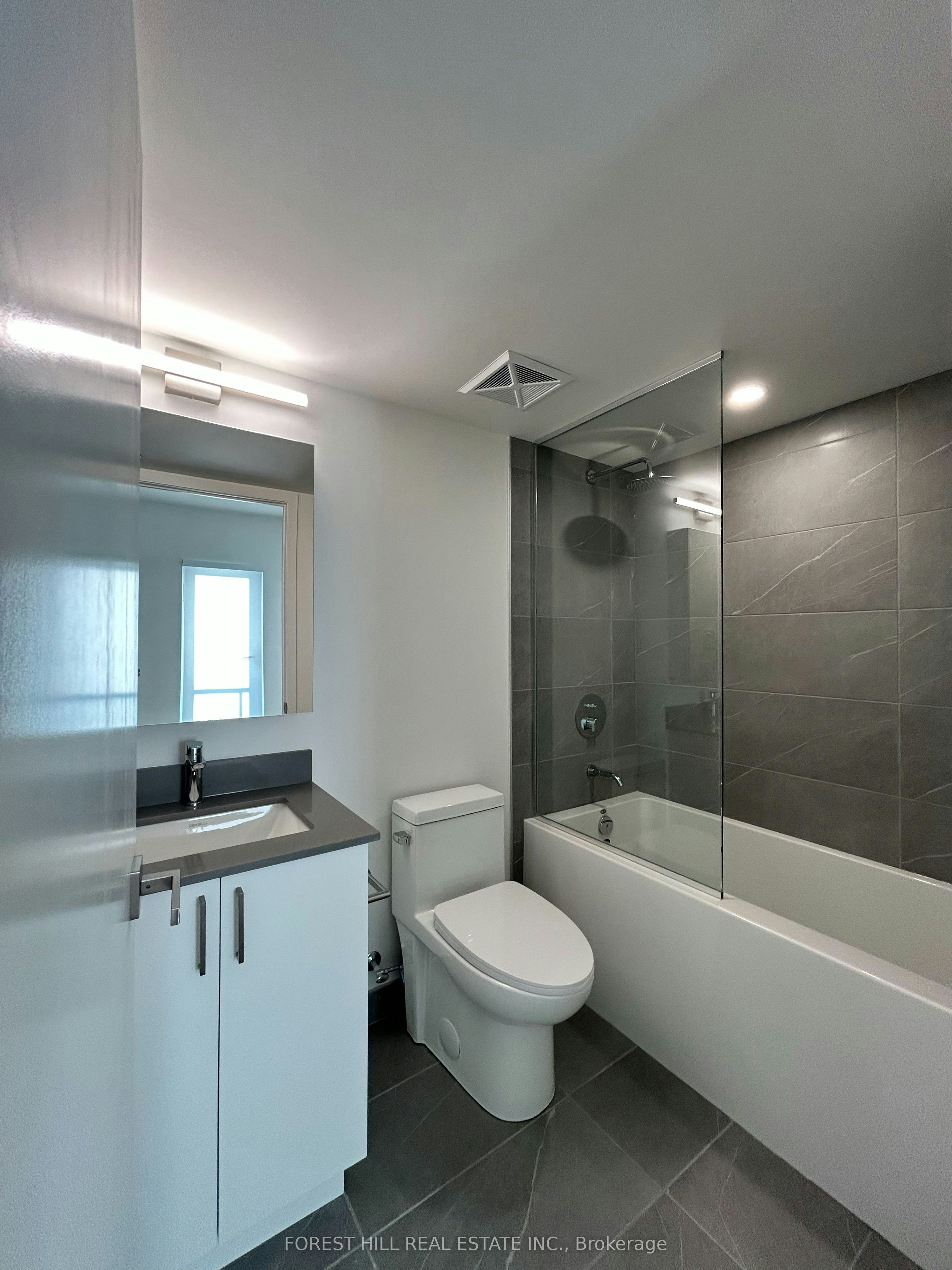 543-500 Wilson Avenue, Toronto, ON, M3H 0E5 - 17