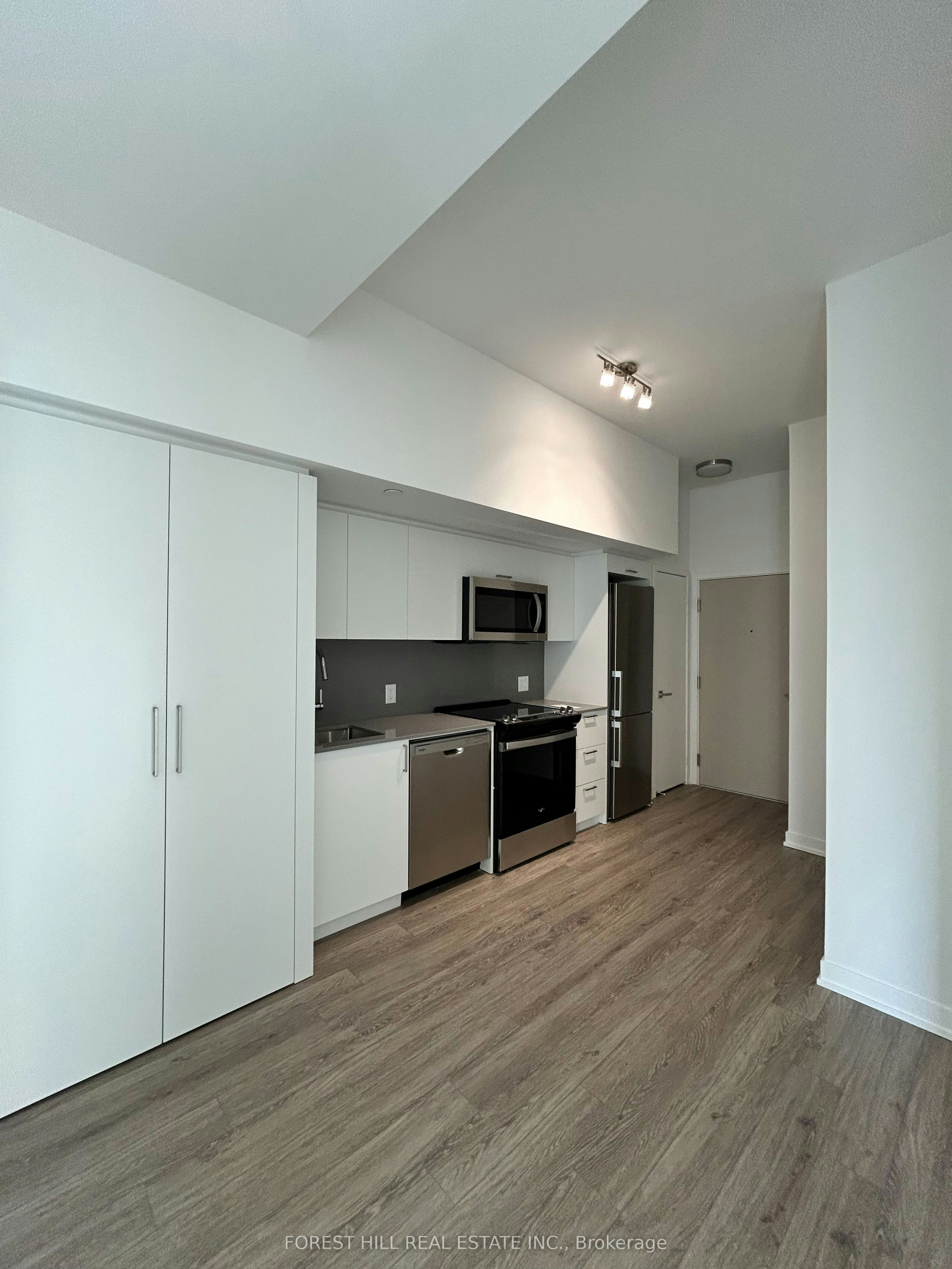 543-500 Wilson Avenue, Toronto, ON, M3H 0E5 - 8