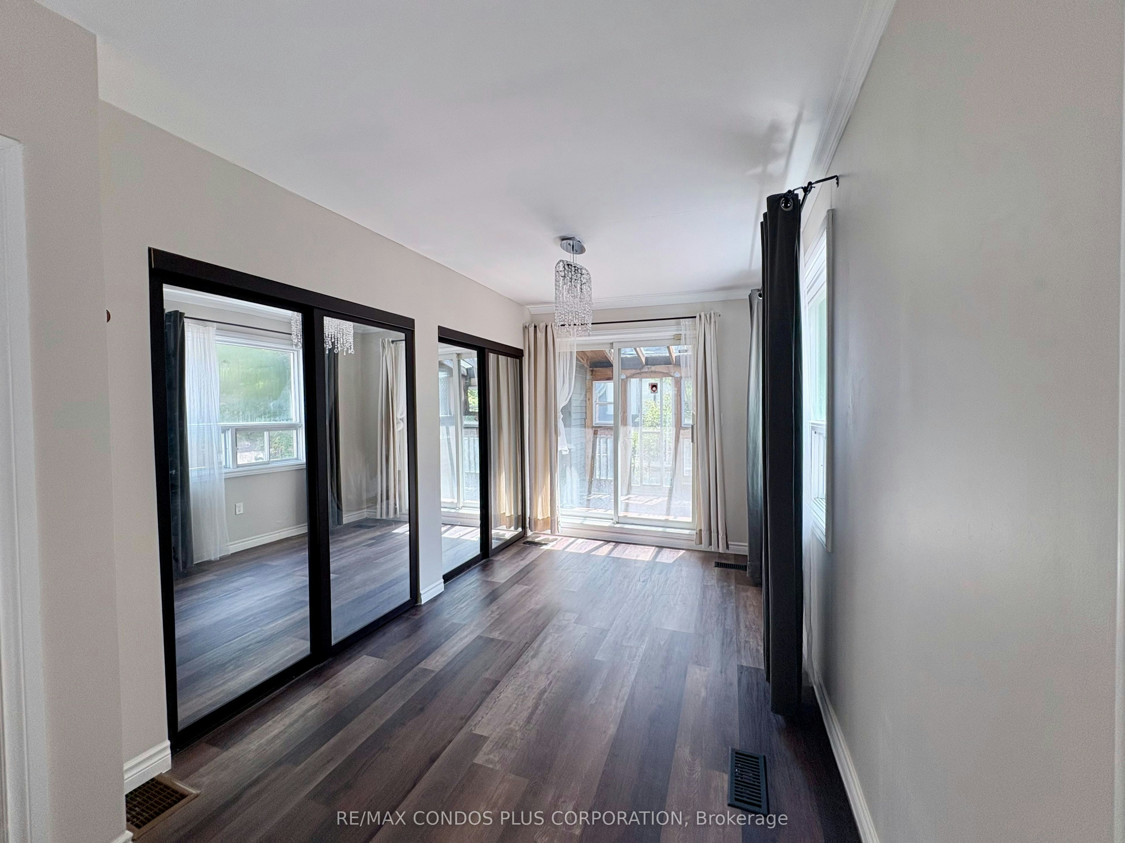 15 Irwin Avenue, Toronto, ON, M4Y 1L1 - 3
