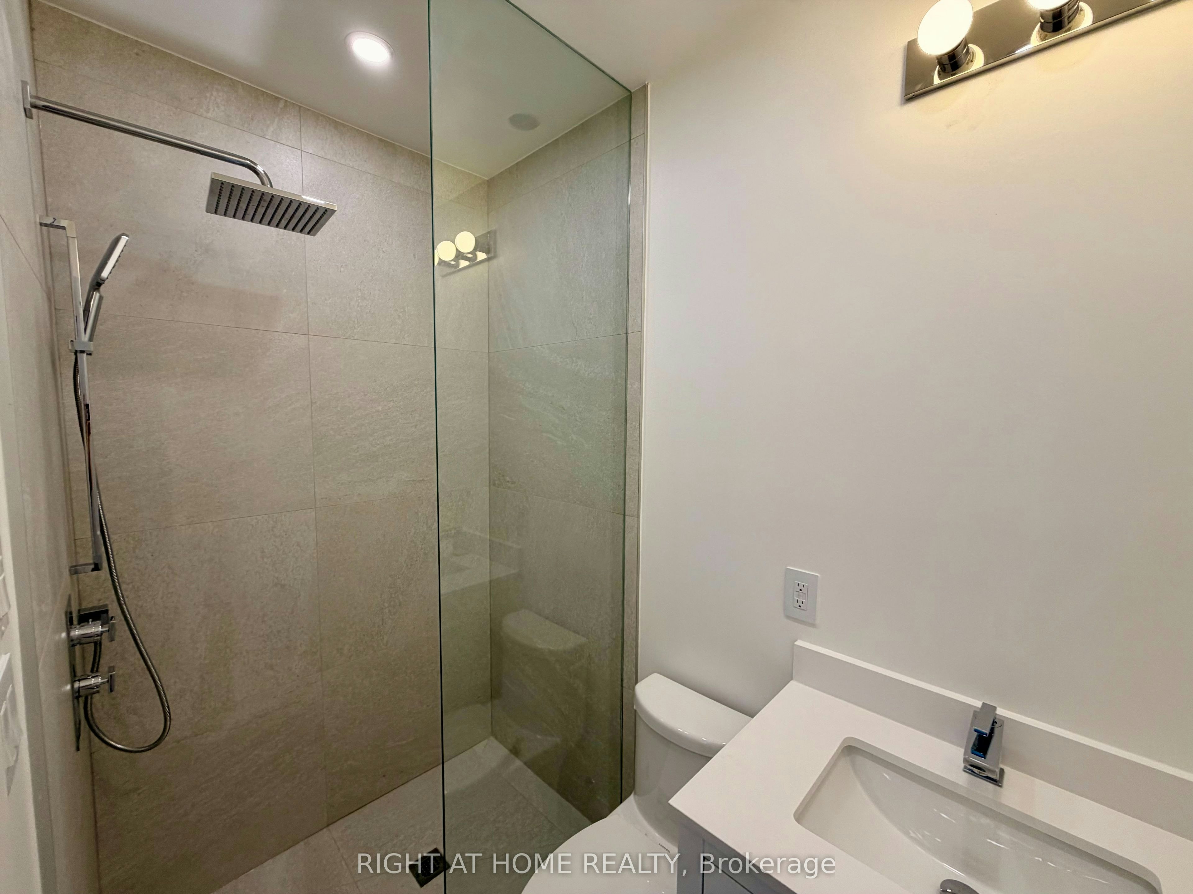 2-57 Hepbourne Street, Toronto, ON, M6H 1K4 - 11