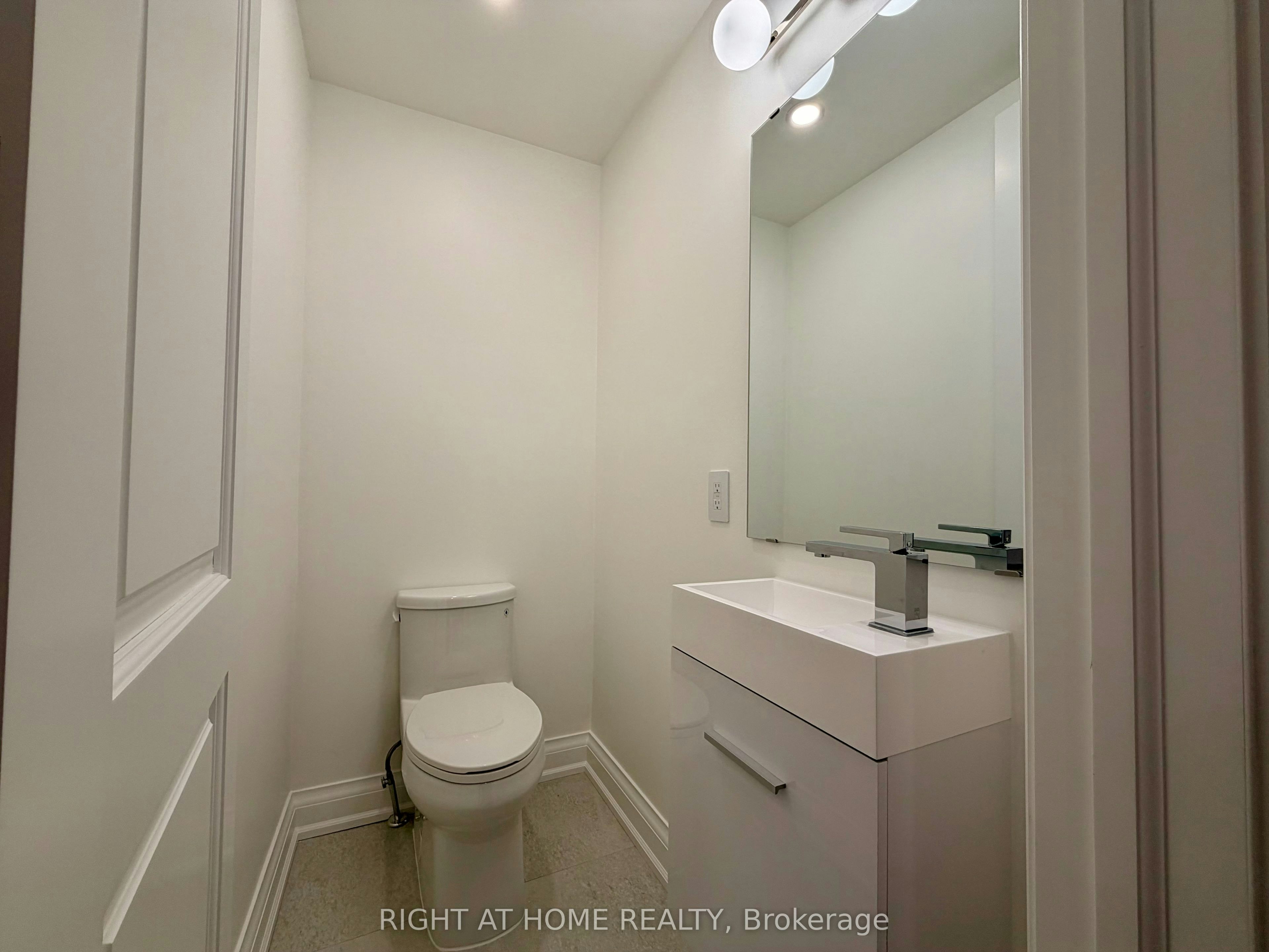 2-57 Hepbourne Street, Toronto, ON, M6H 1K4 - 5