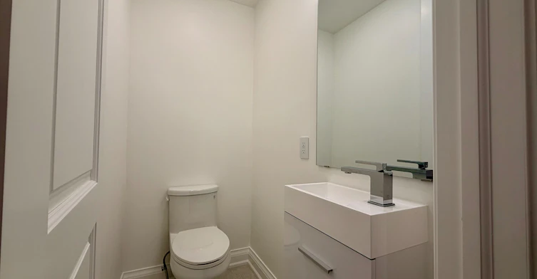 2-57 Hepbourne Street, Toronto, ON, M6H 1K4 - 5