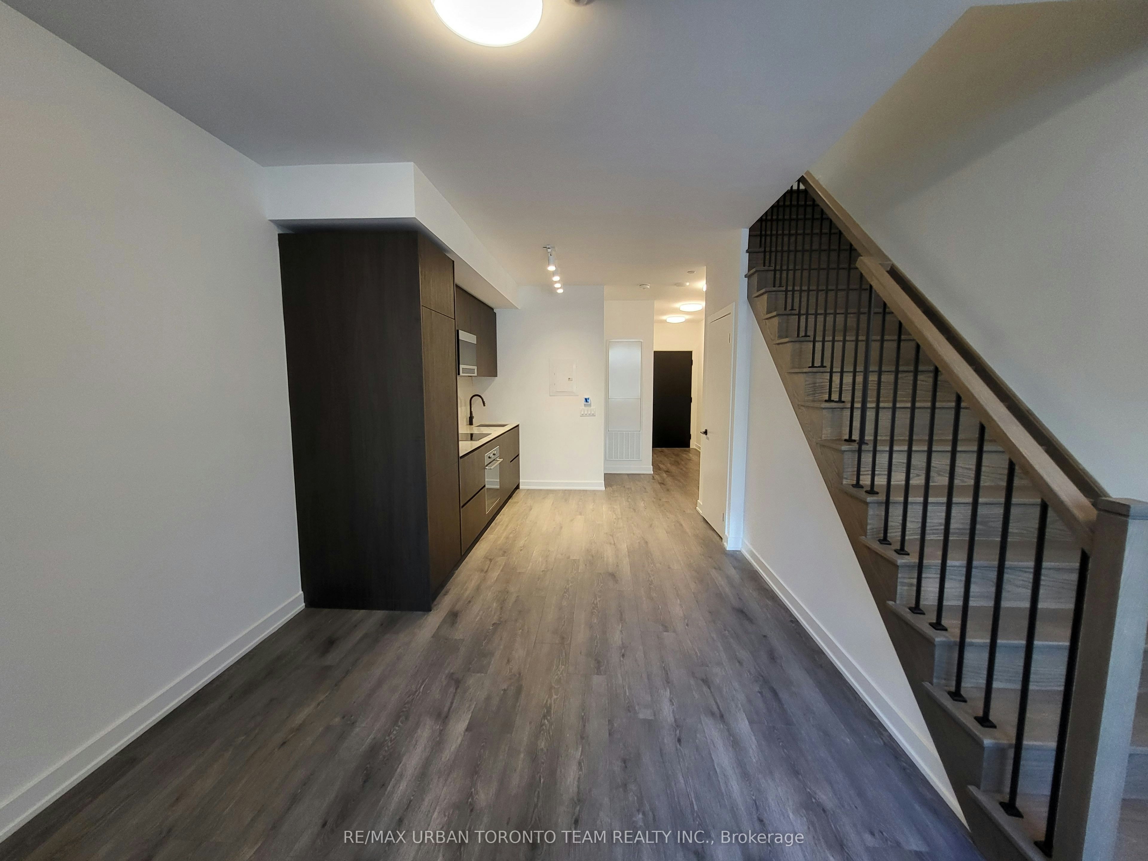 Th125-117 Broadway Avenue, Toronto, ON, M4P 1V3 - 3