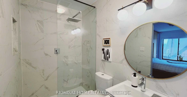 Unit C-388 Manning Avenue, Toronto, ON, M6G 2V7 - 18