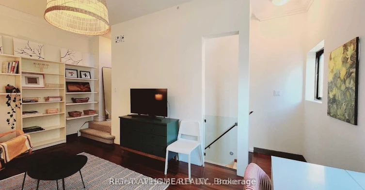 Unit C-388 Manning Avenue, Toronto, ON, M6G 2V7