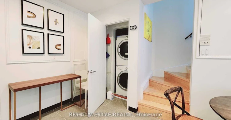 Unit C-388 Manning Avenue, Toronto, ON, M6G 2V7 - 5