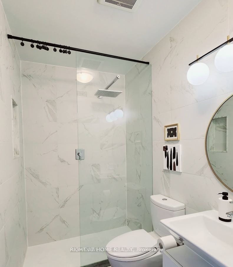 Unit C-388 Manning Avenue, Toronto, ON, M6G 2V7 - 16
