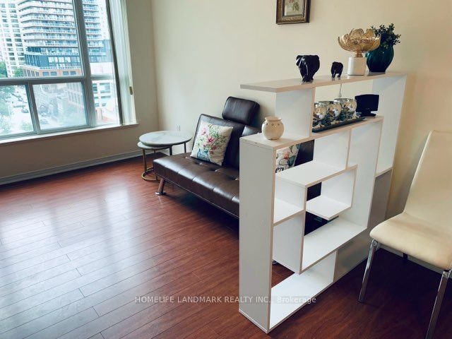808-909 Bay Street, Toronto, ON, M5S 3G2 - 8