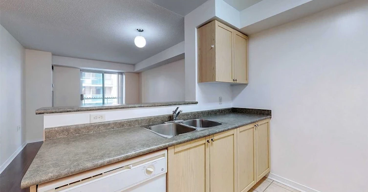 705-26 Olive Avenue, Toronto, ON, M2N 4N5 - 10
