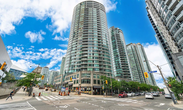 1501-361 Front Street W