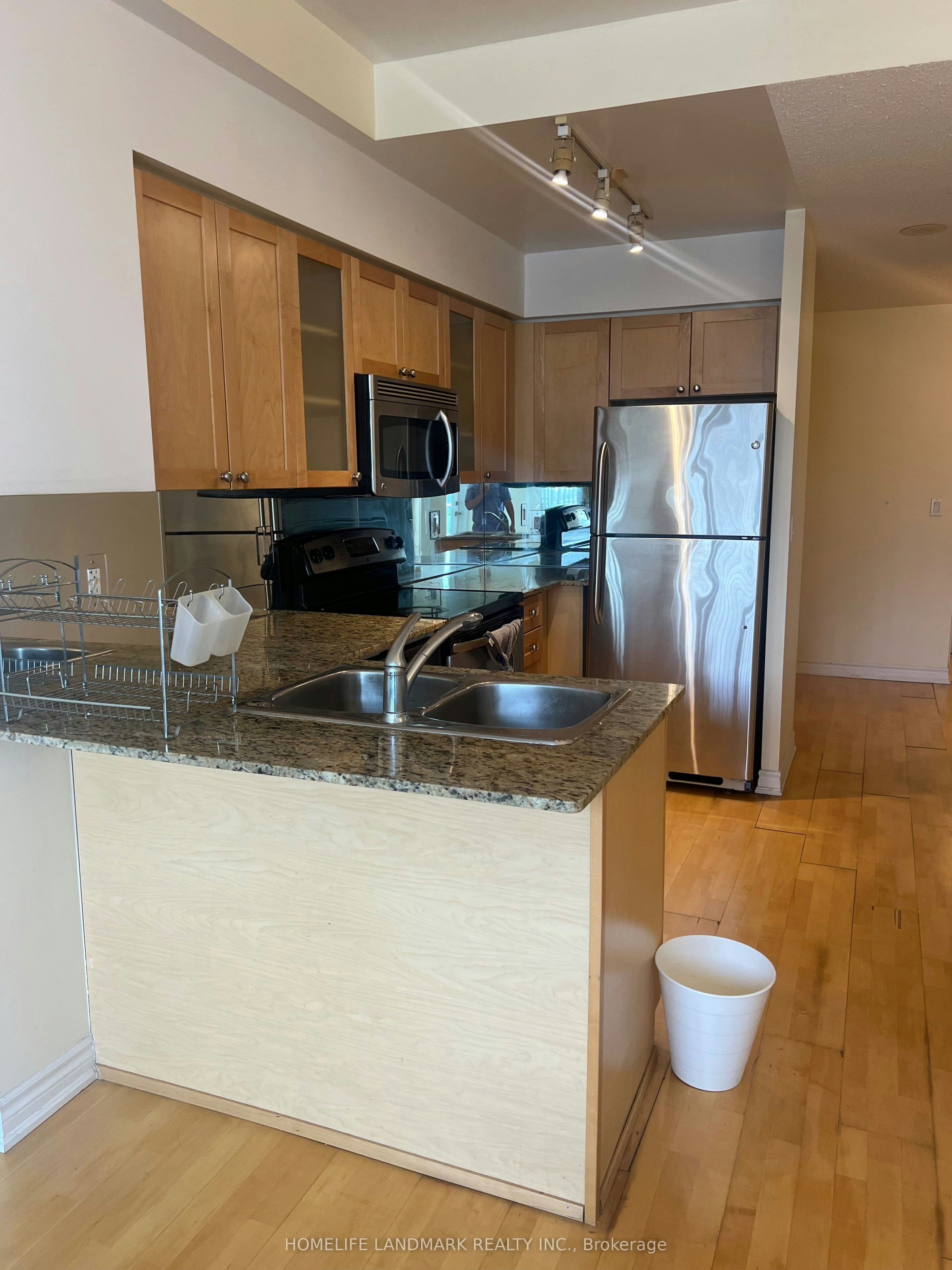 3110-761 Bay Street, Toronto, ON, M5G 2R2 - 8