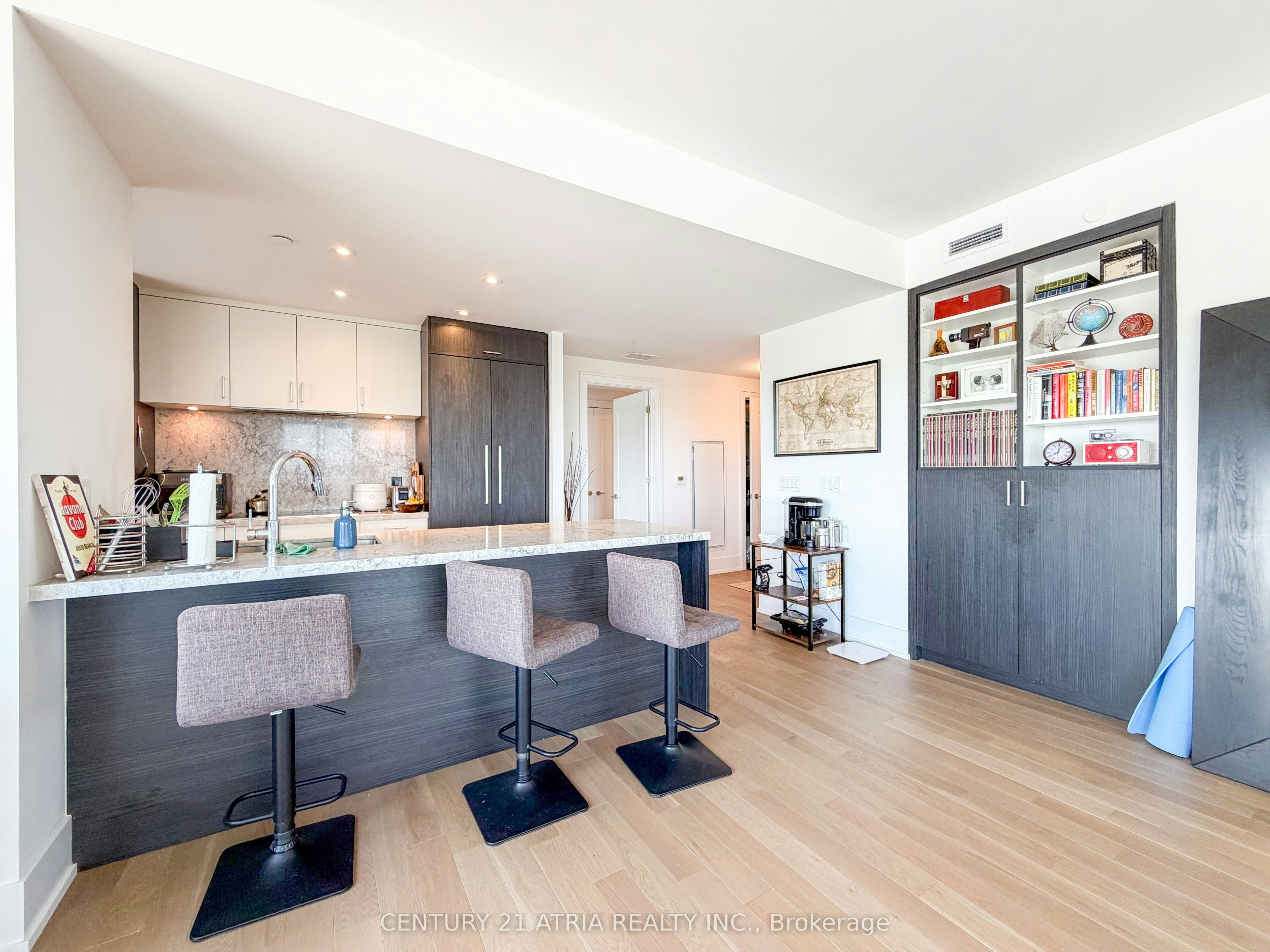 1219-25 Adra Grado Way, Toronto, ON, M2J 0H6 - 8