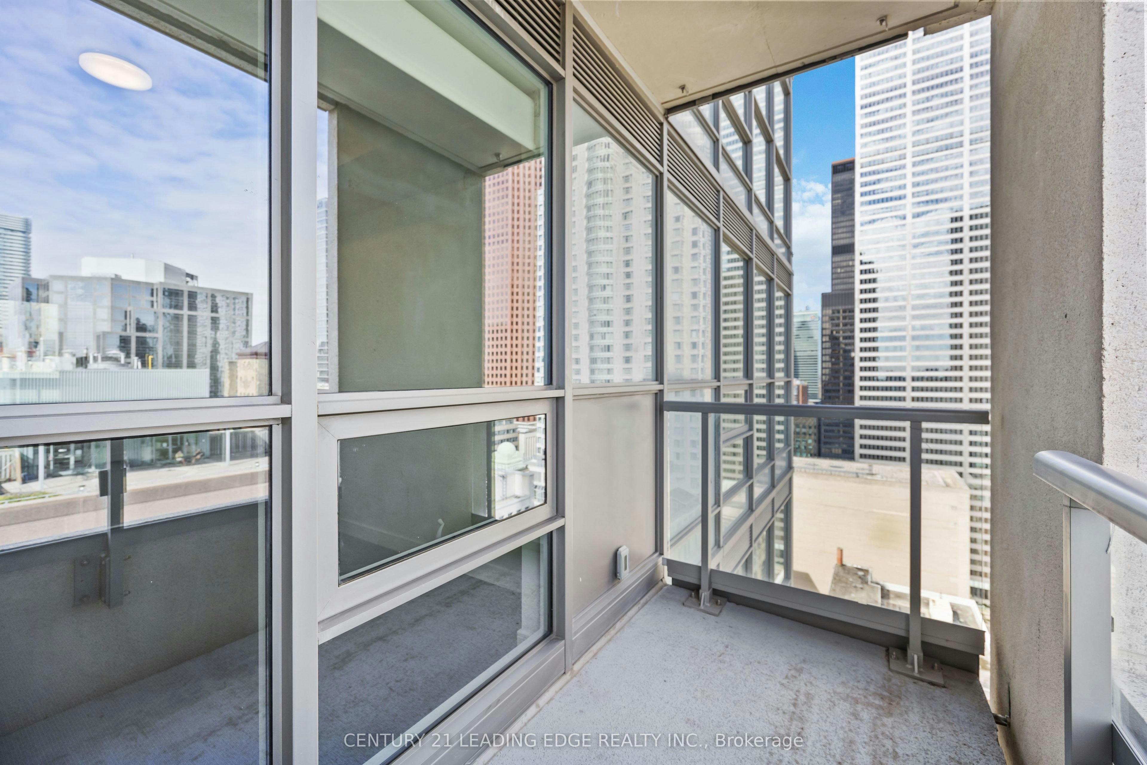 2703-88 Scott Street, Toronto, ON, M5E 0A9 - 22