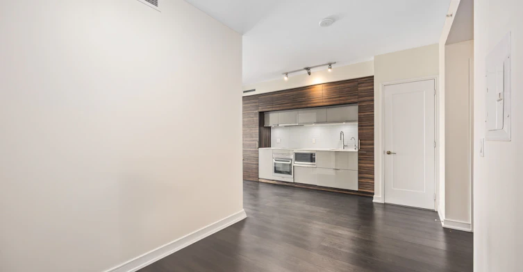 2703-88 Scott Street, Toronto, ON, M5E 0A9 - 13