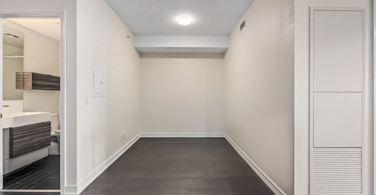 2703-88 Scott Street, Toronto, ON, M5E 0A9 - 12