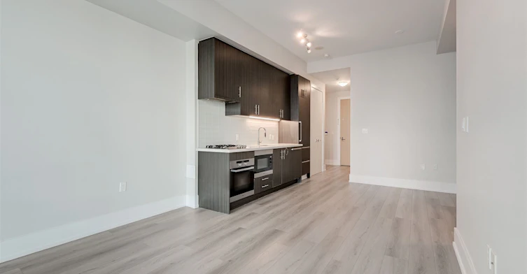 424-29 Queens Quay E, Toronto, ON, M5E 0A4 - 2