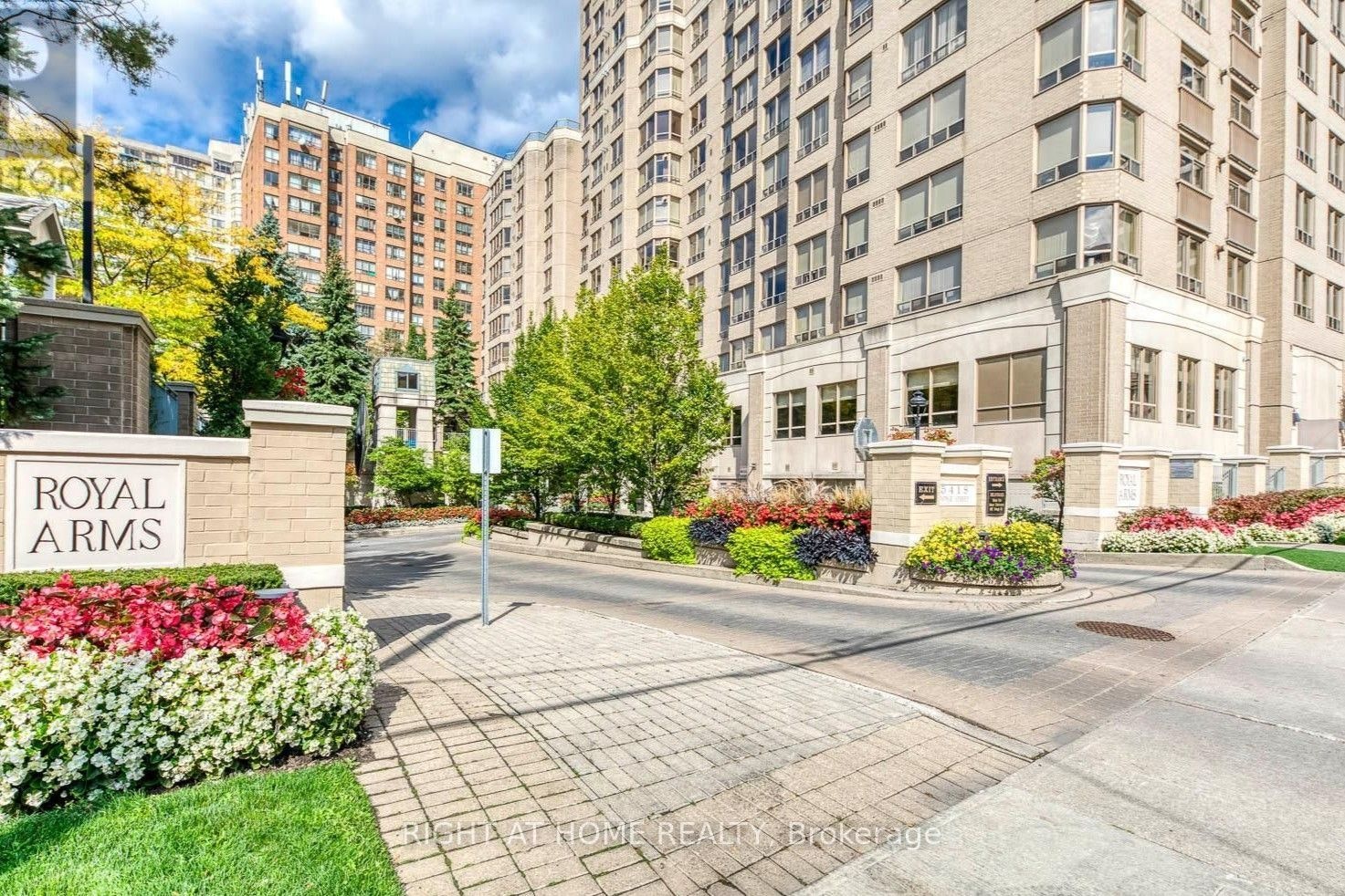 706-5418 Yonge Street, Toronto, ON, M2N 6X4 - 28