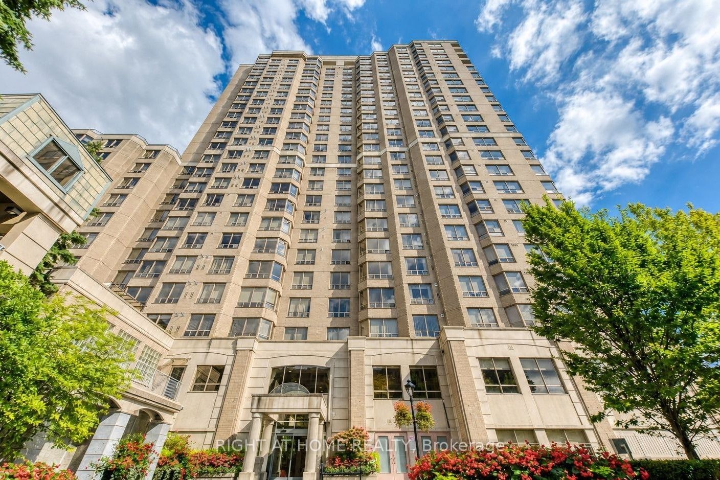 706-5418 Yonge Street, Toronto, ON, M2N 6X4