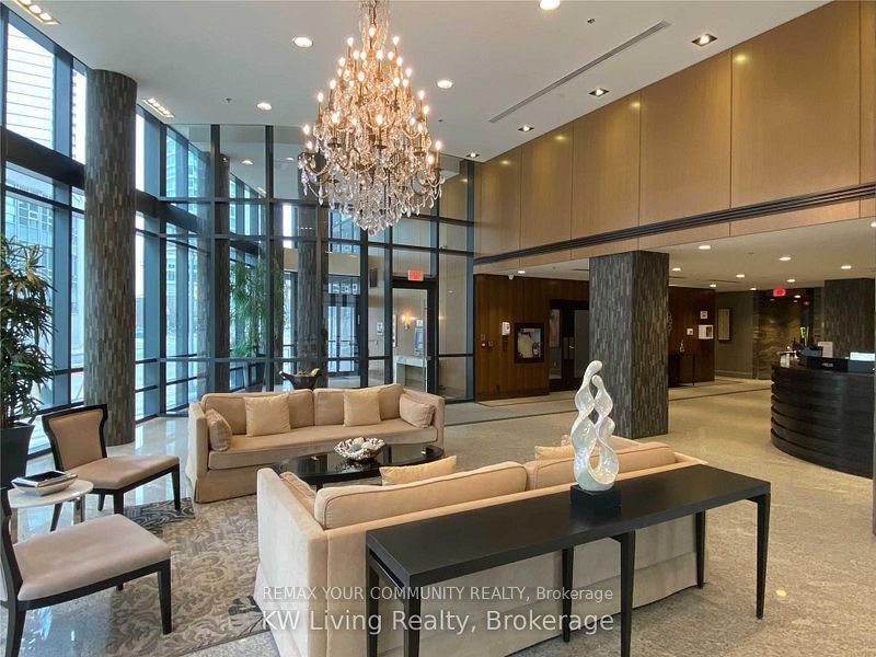 2101-825 Church Street, Toronto, ON, M4W 3Z4 - 2