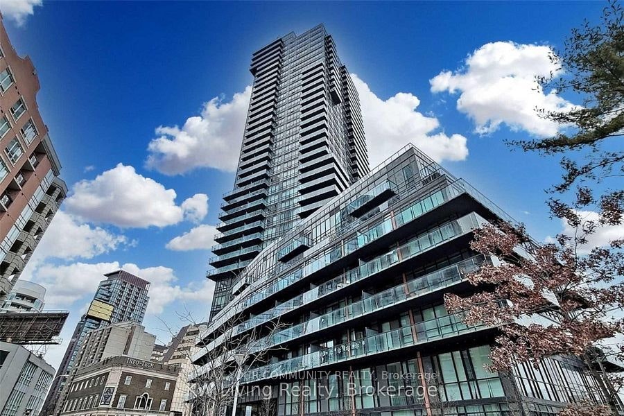 2101-825 Church Street, Toronto, ON, M4W 3Z4