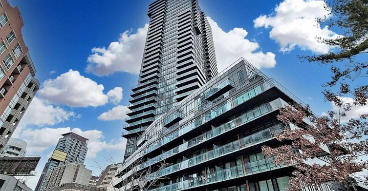 2101-825 Church Street, Toronto, ON, M4W 3Z4