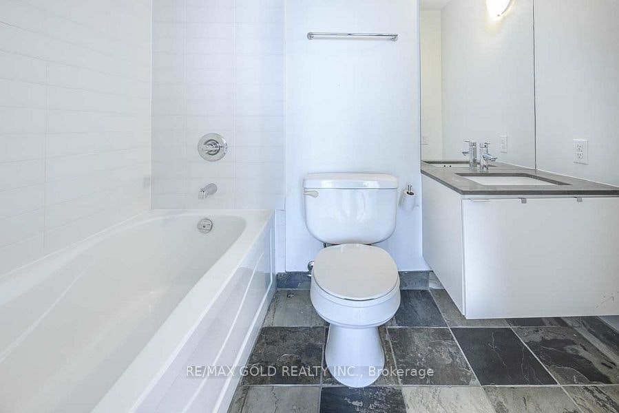 1904-33 Mill Street, Toronto, ON, M5A 3R3 - 13