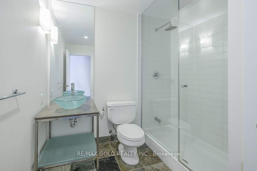 1904-33 Mill Street, Toronto, ON, M5A 3R3 - 9