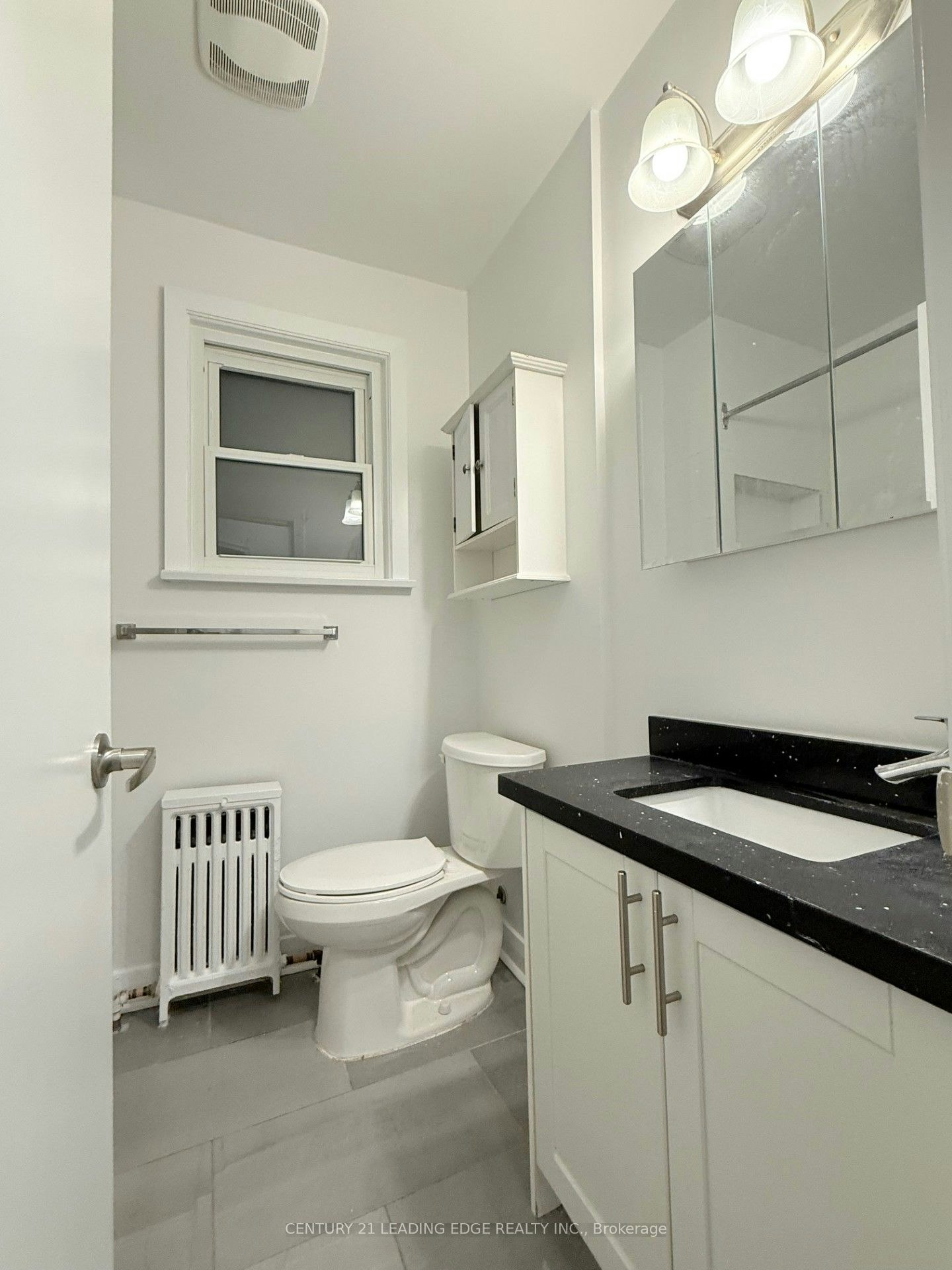 Unit #2-426 Arlington Avenue, Toronto, ON, M6C 3A2 - 9