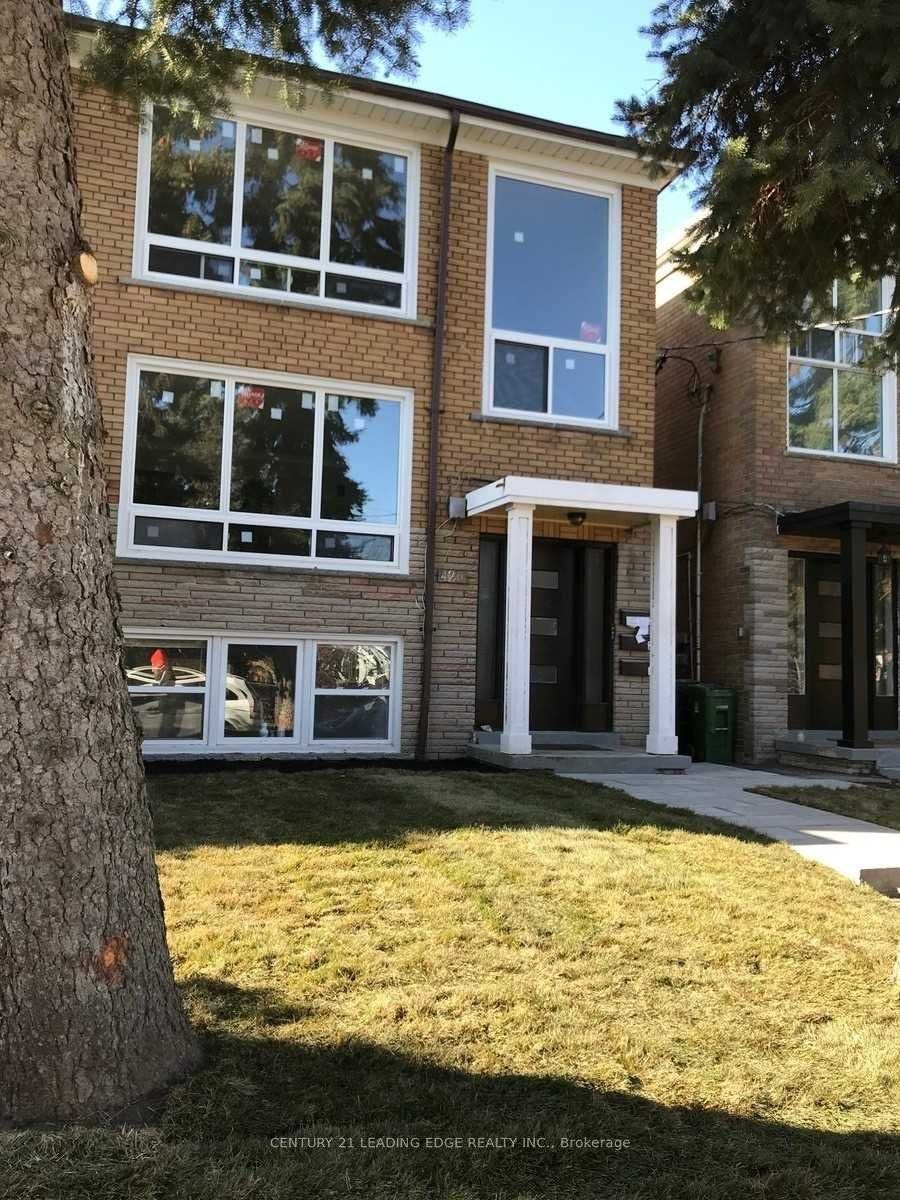 Unit #2-426 Arlington Avenue, Toronto, ON, M6C 3A2 - 2