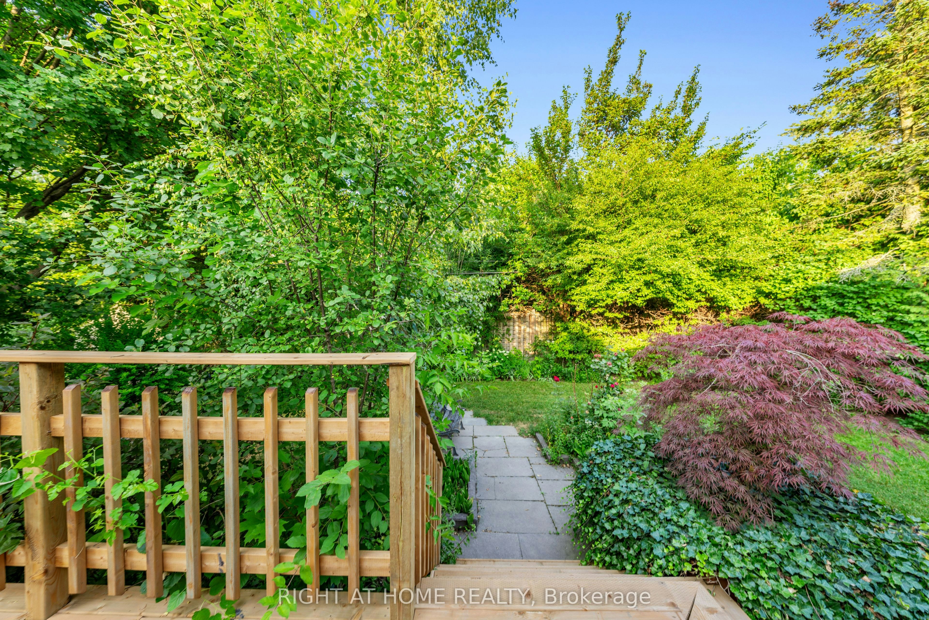 49 Tottenham Road, Toronto, ON, M3C 2J5 - 35