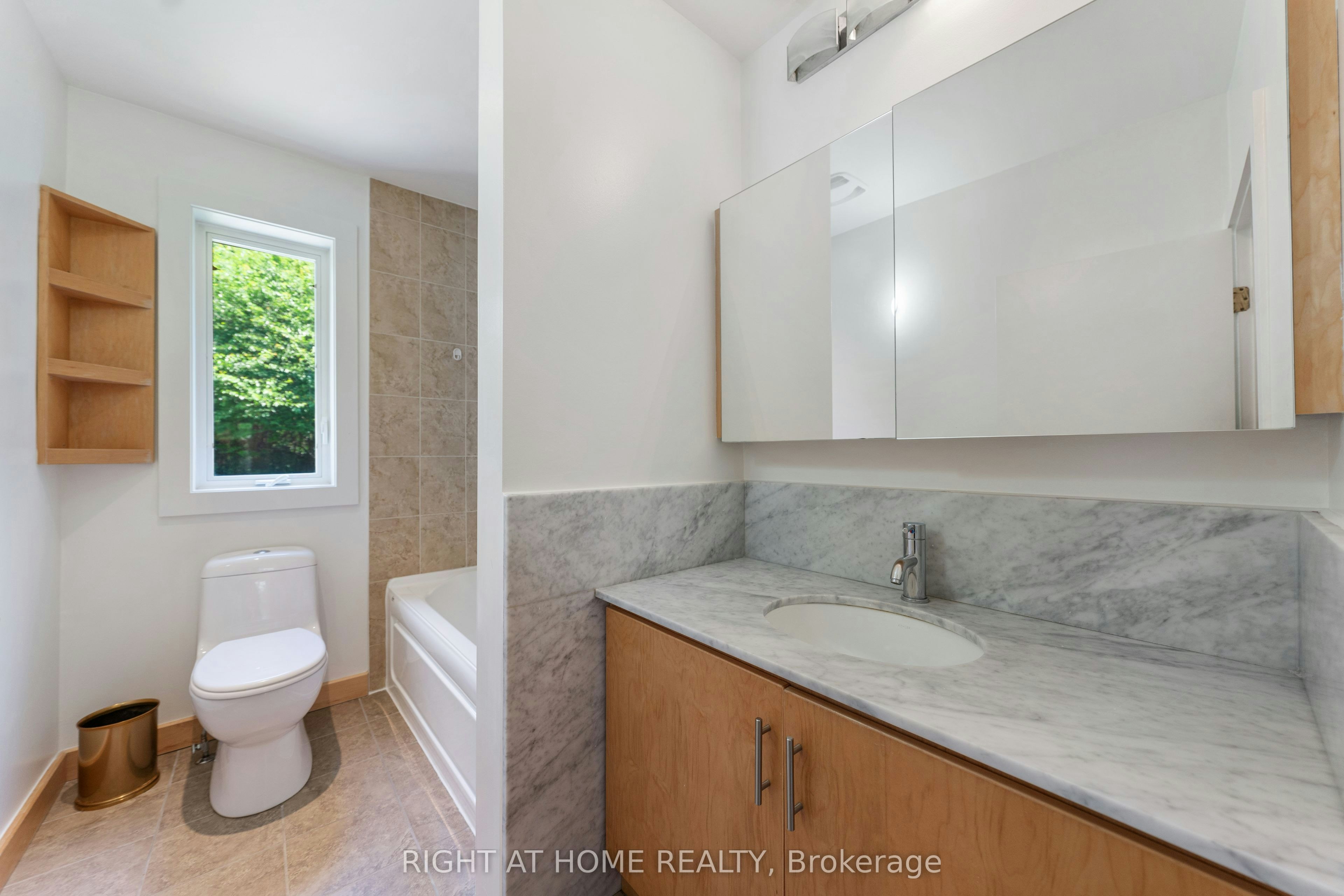 49 Tottenham Road, Toronto, ON, M3C 2J5 - 22