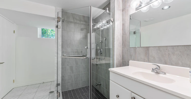 49 Tottenham Road, Toronto, ON, M3C 2J5 - 31