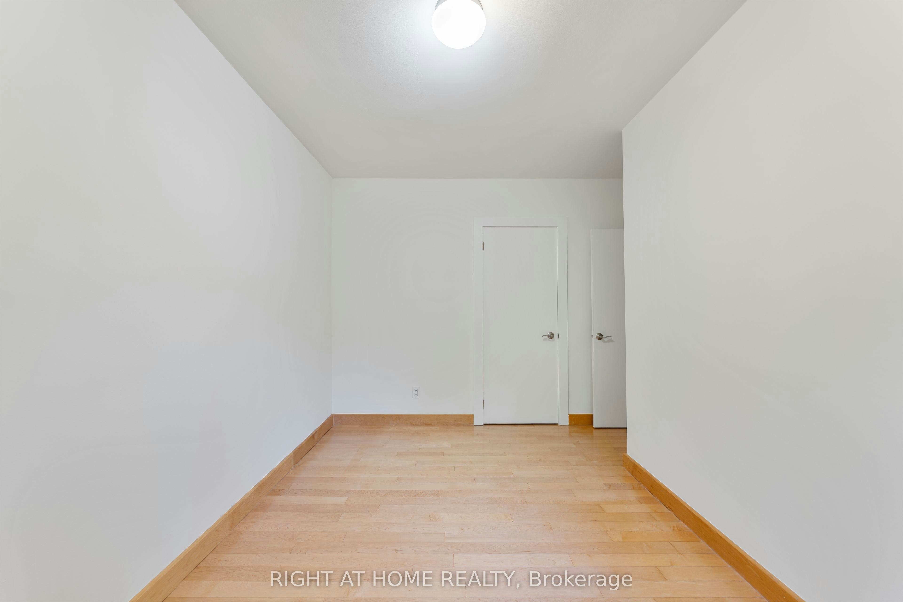 49 Tottenham Road, Toronto, ON, M3C 2J5 - 23