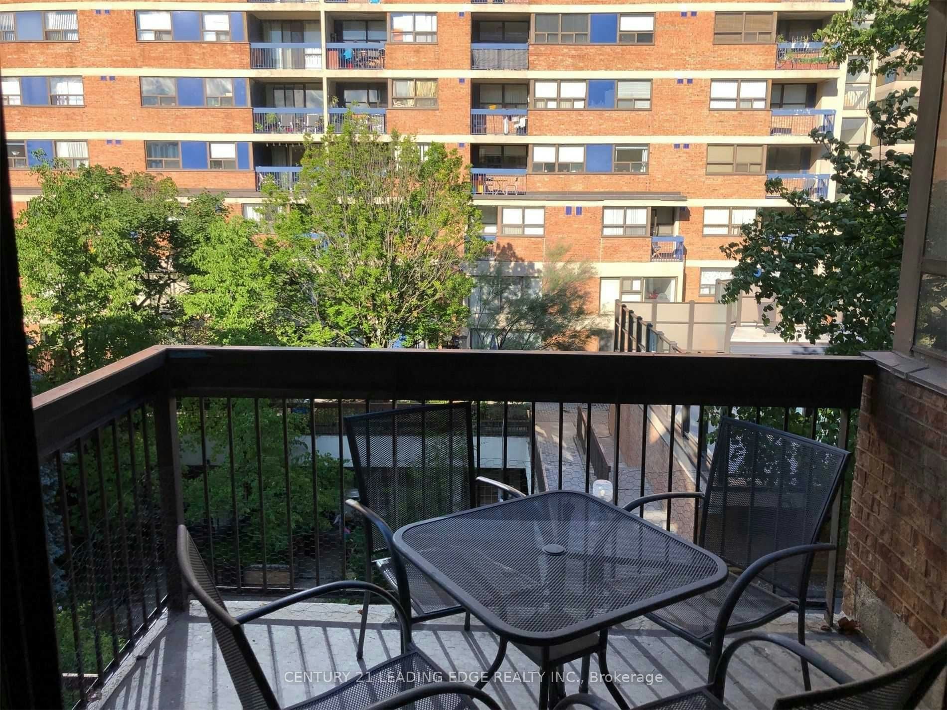 461-49 Mccaul Street, Toronto, ON, M5T 2W7 - 5
