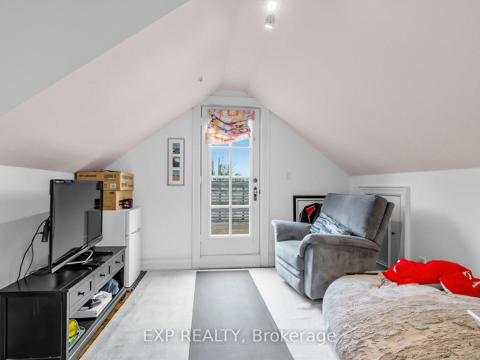 241 Poplar Plains Street, Toronto, ON, M4V 2N8 - 29