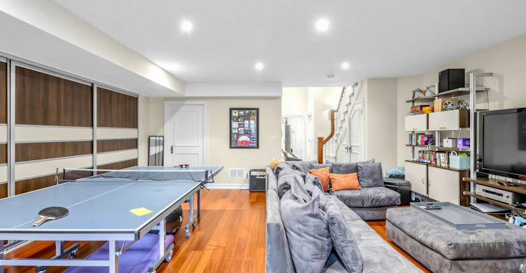 241 Poplar Plains Street, Toronto, ON, M4V 2N8 - 31